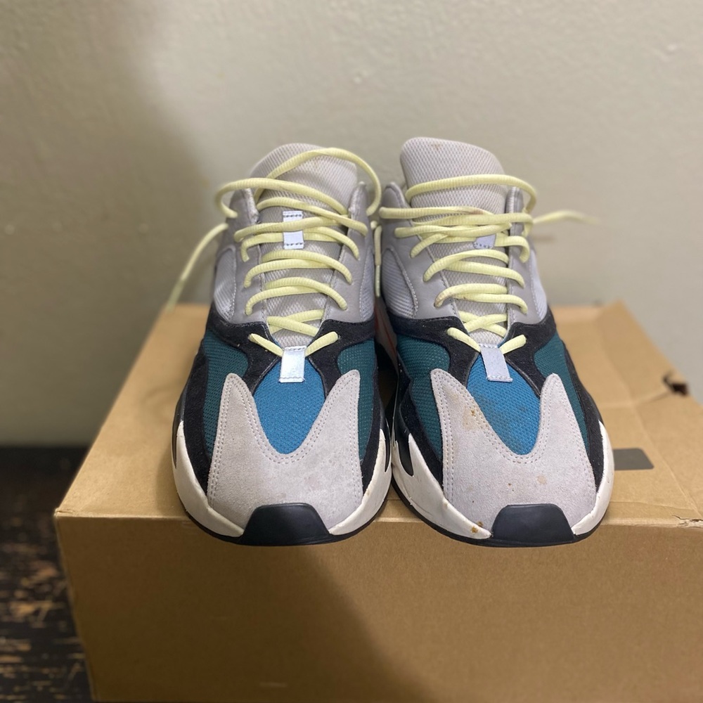 Yeezy boost 700 Mgsogr